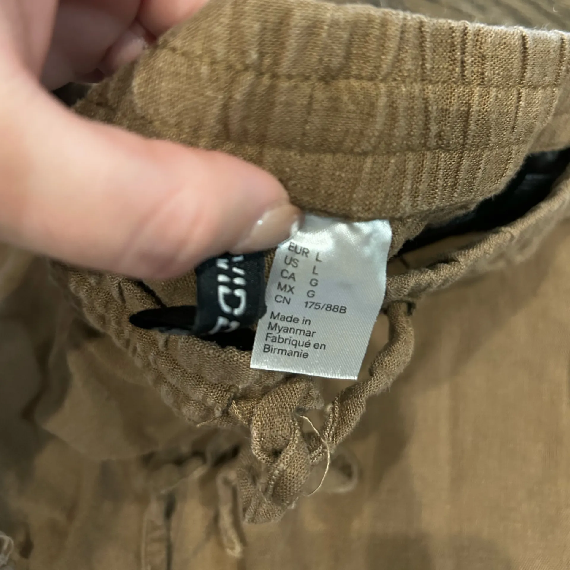 H&M Linen Shorts - Image 3