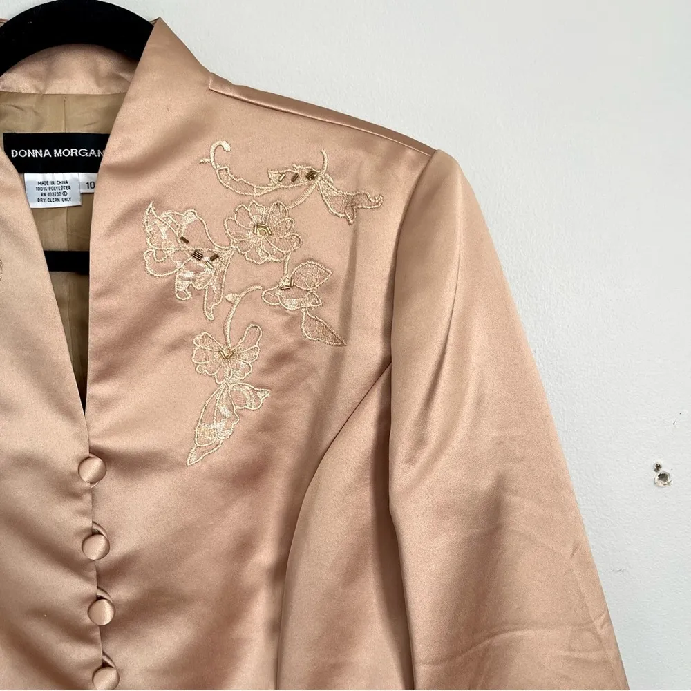 DONNA MORGAN | Gold Satin Embroidered Blazer Jacket Sz 10 - Image 2
