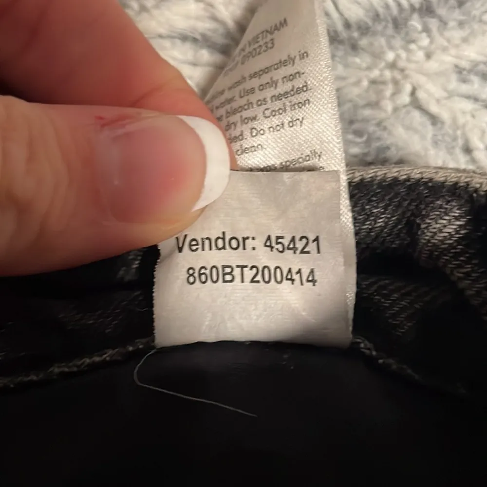 PacSun Black 90s Boyfriend Jeans size 25 - Image 9