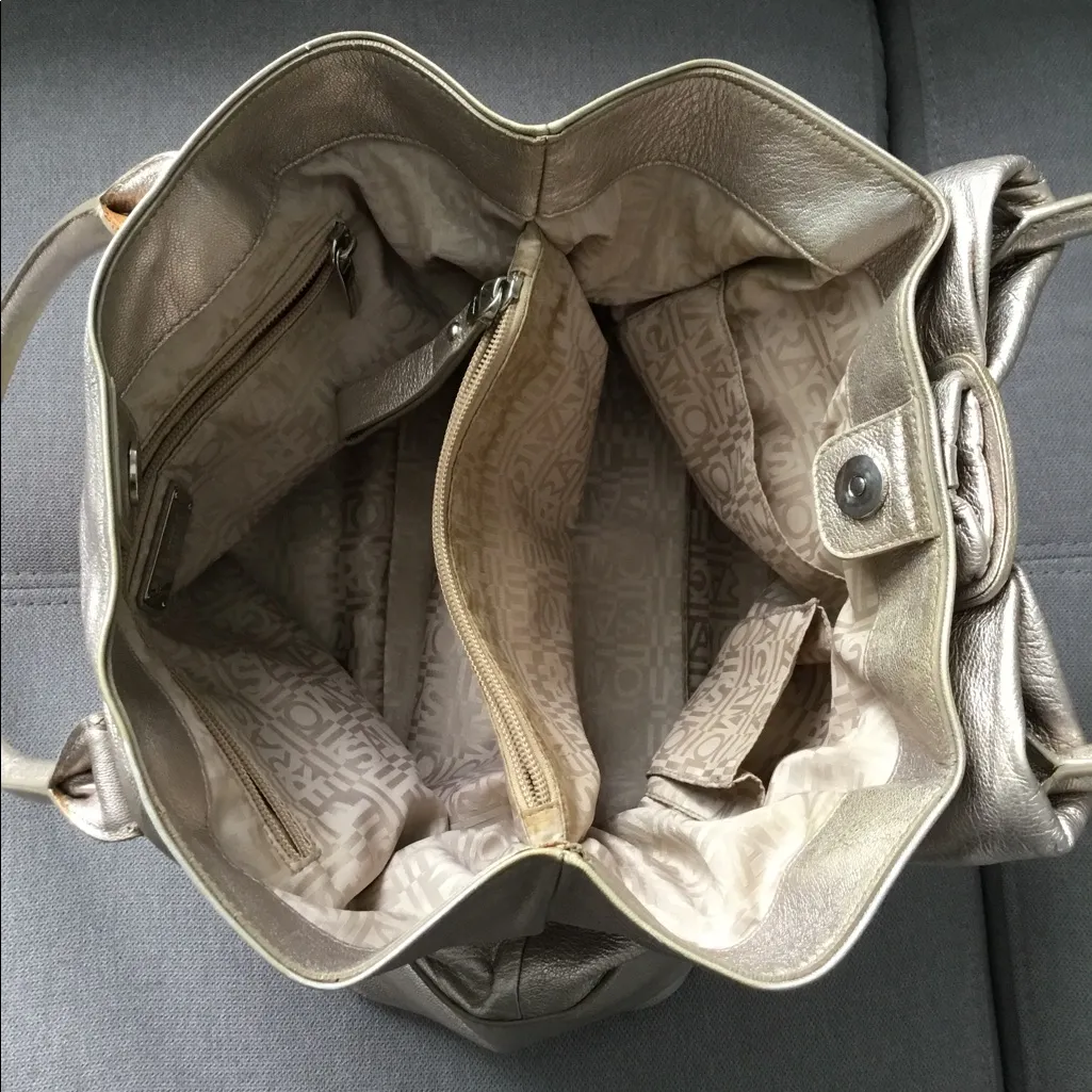 Salvatore Ferragamo dressy bag💖💖 - Image 10