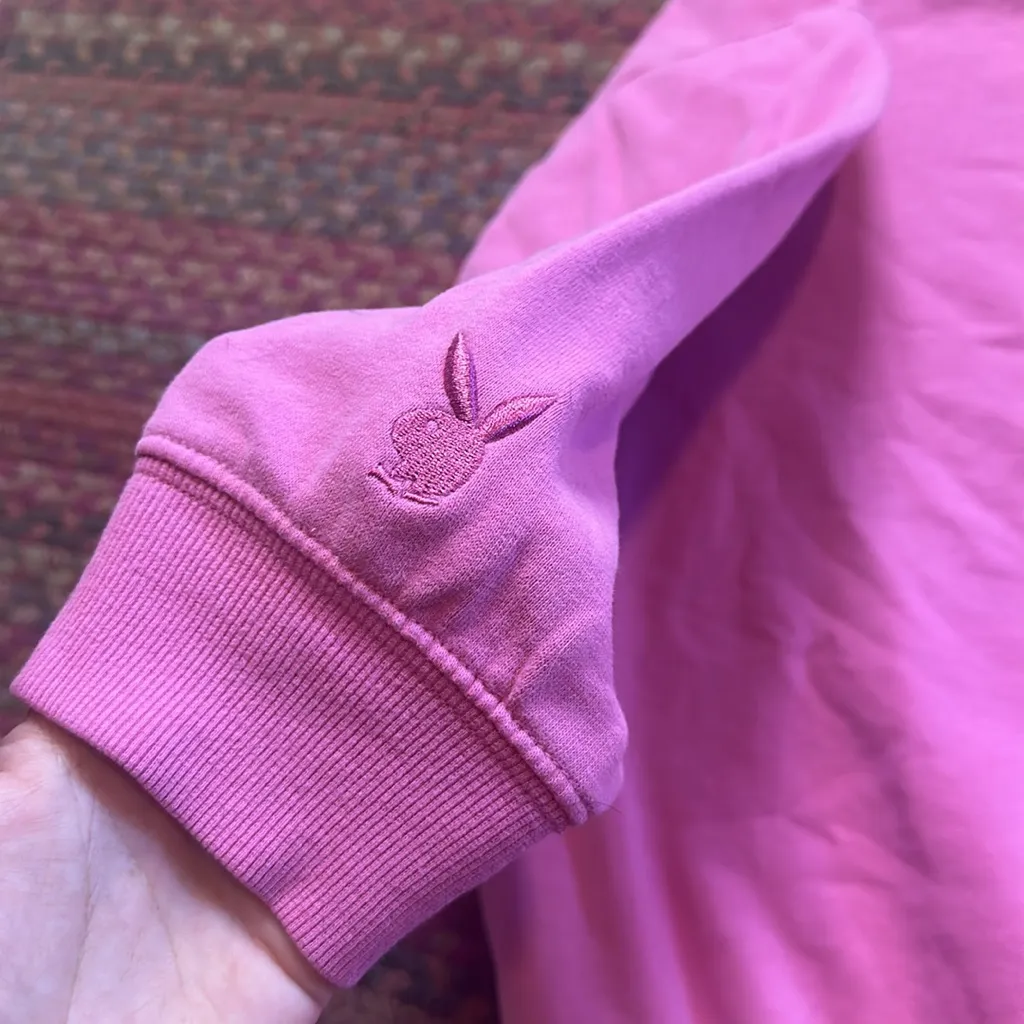 PLAYBOY PAC SUN PINK EMBROIDERED BUNNY SWEATSHIRT - Image 4
