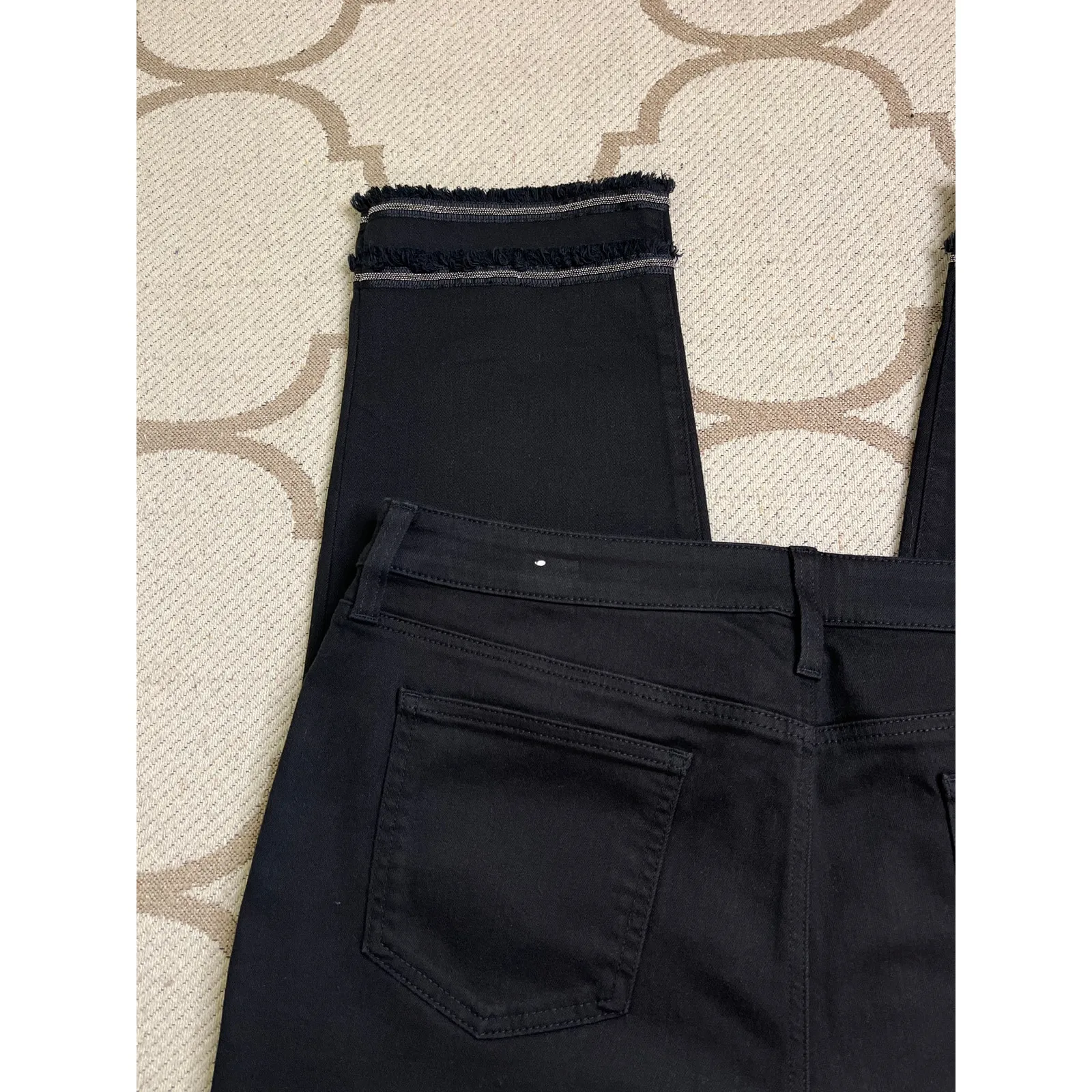 Chico’s So Slimming Girlfriend Slim leg crop Embellished Hem Jeans, size 2.5/ 14 Black - Image 13