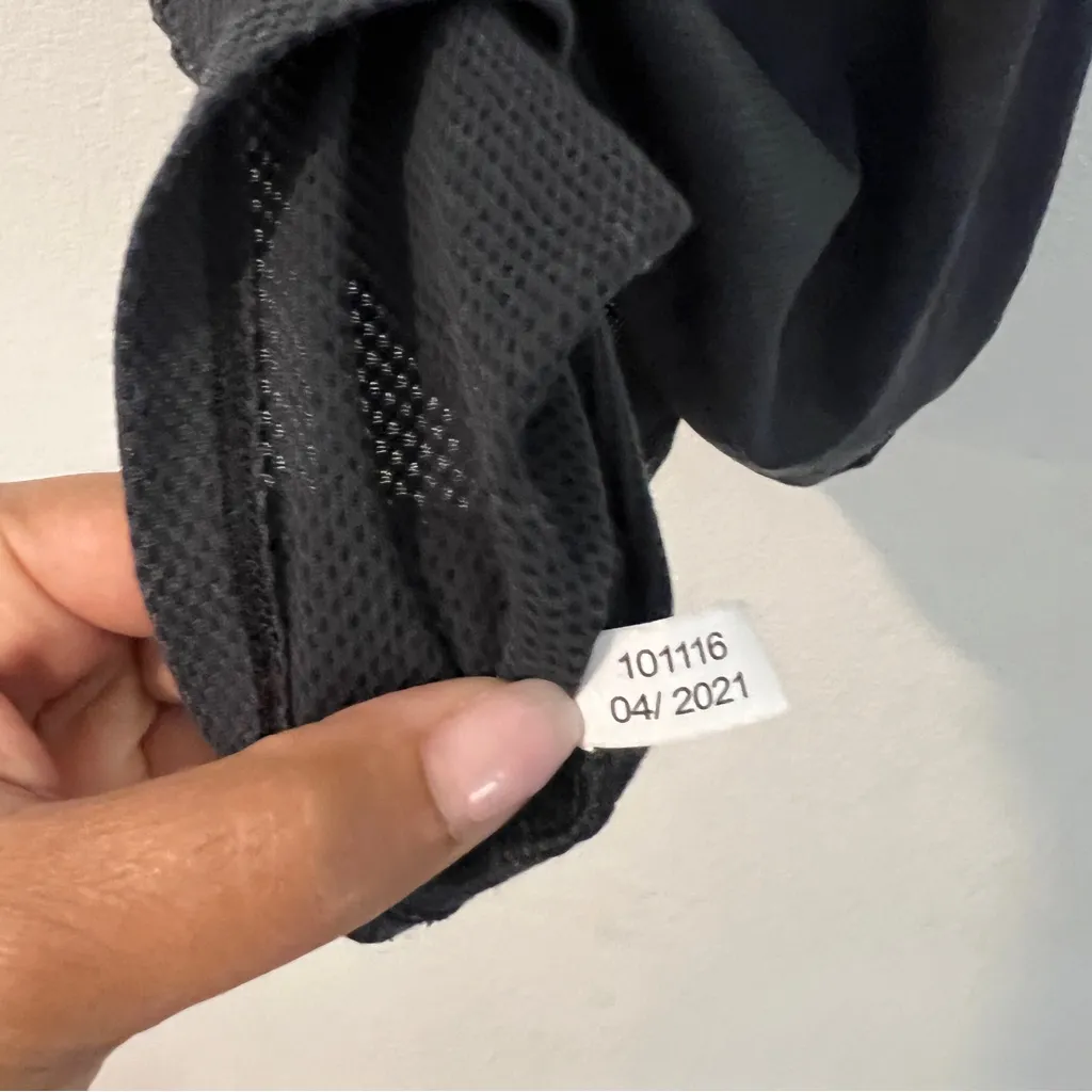 Outdoor Voices FastTrack Mesh Tank Top Gray‎ Crop Shirt Athleisure Racerback XS - Image 5