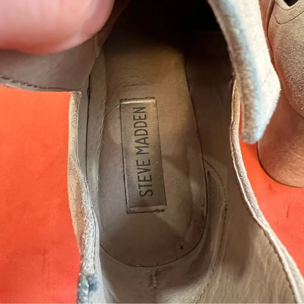 Vintage Steve Madden Norelle Suede Block Heel Booties Taupe Quiet Luxury 6M - Image 6
