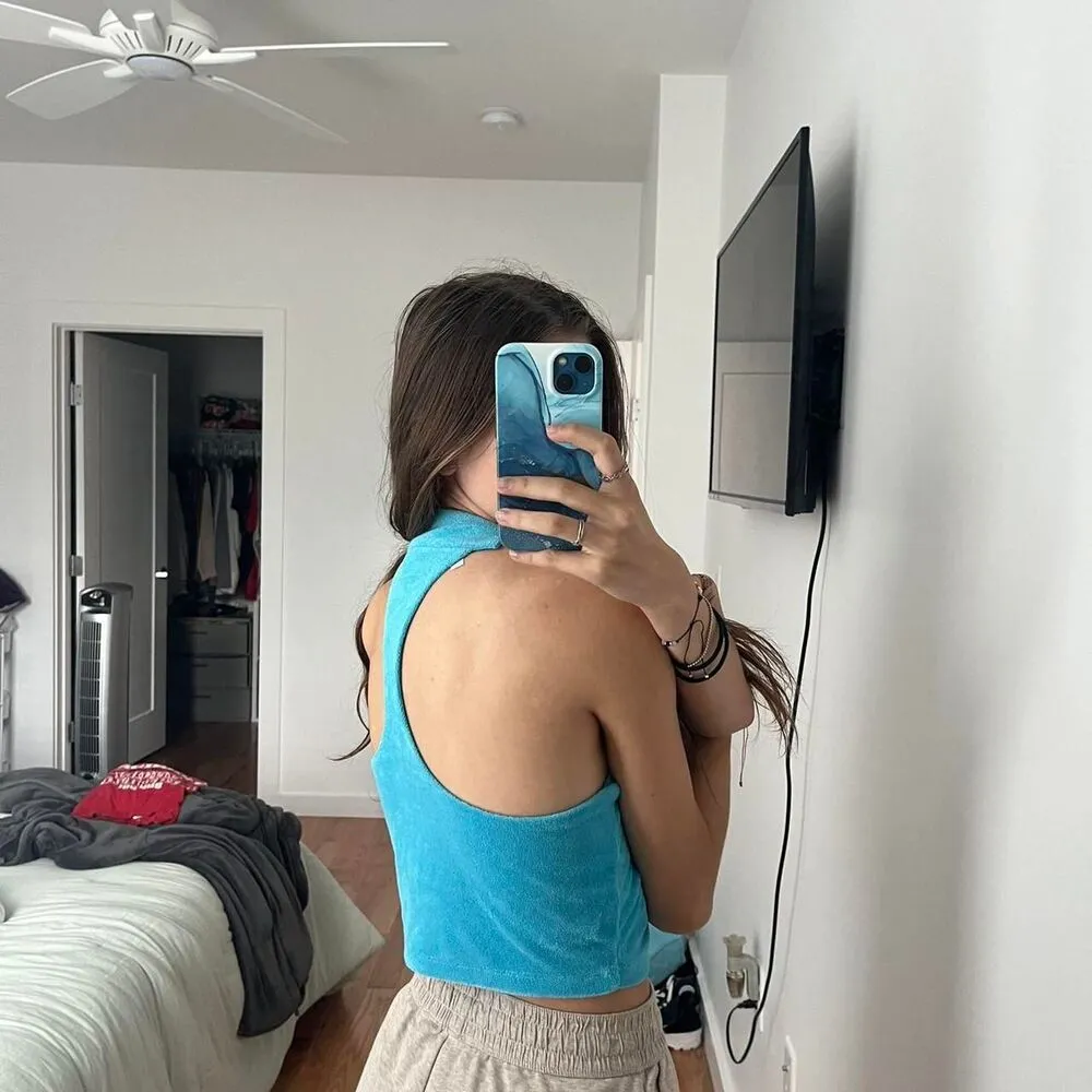 Fabletics Women's Blue and White Crop-top - Image 2