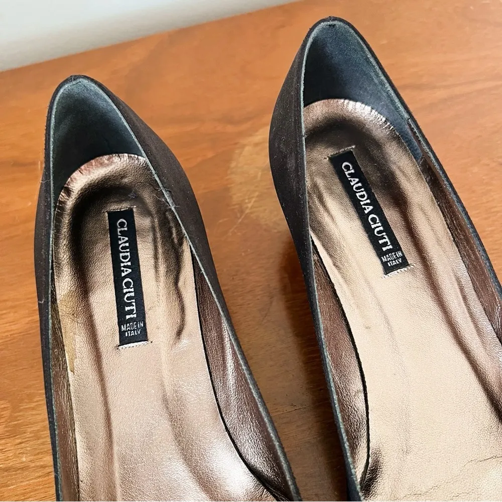 Claudia Ciuti • vintage satin bow pumps kitten heels black mocha ballerina retro Size 7 - Image 4