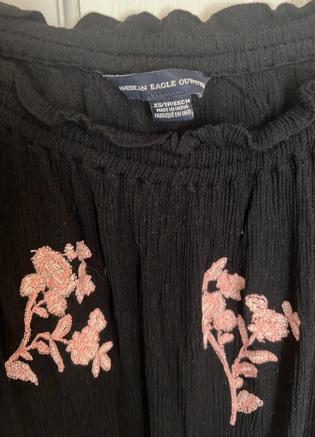 American Eagle Black Off-the-Shoulder Top XS - Image 2