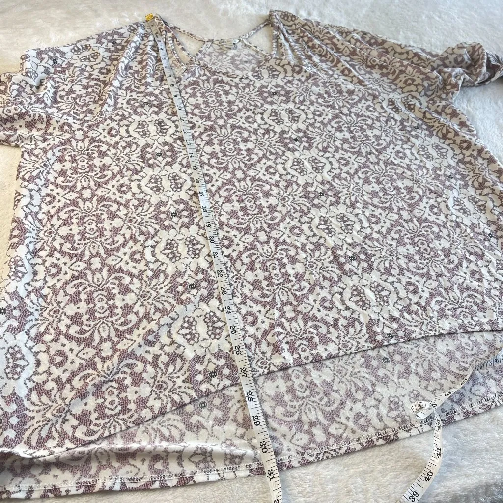 Cato Floral Cutout Blouse Top Womens 22/24W‎ Pink White Long Sleeve High Low Hem - Image 6