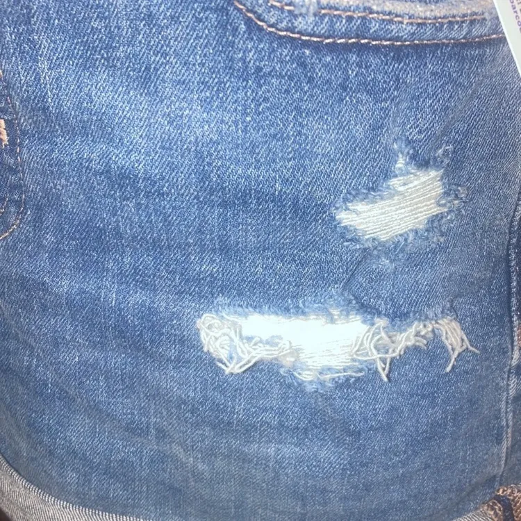 Old Navy High-Rise O.G. Straight Ripped Jean Shorts Size 6 BNWT - Image 6