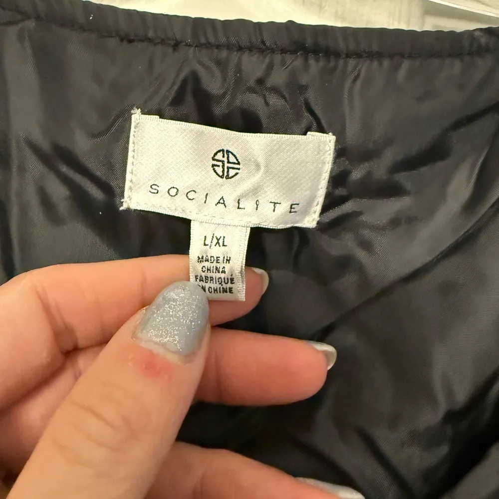 Socialite Black Quilted Vest NWOT - Image 8