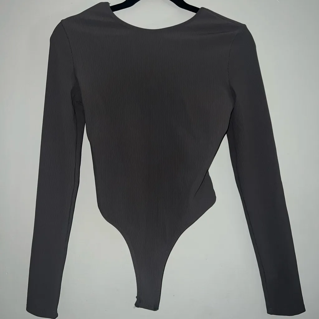 NWT Edikted Dance Academy Open Back Bodysuit size Medium - Image 2