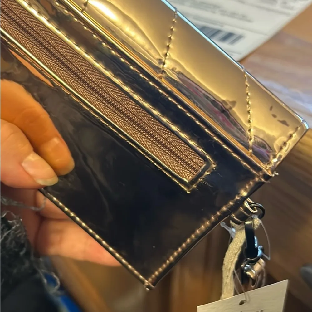 NWT JESSICA SIMPSON WRISTLET - Image 7