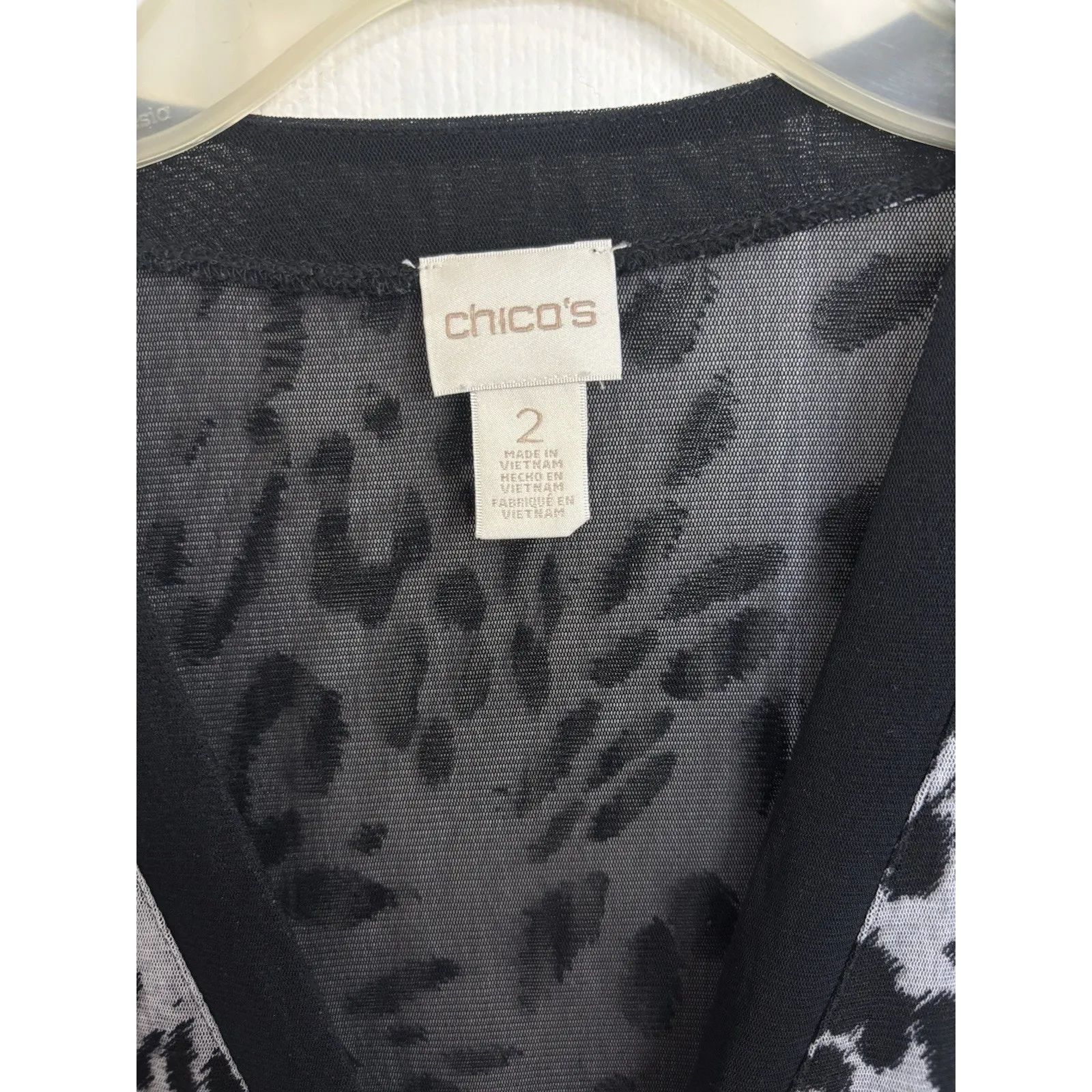 Chico’s Leopard Print Long Line Button Front Deep V Neck Cardigan Size 2 Large - Image 3