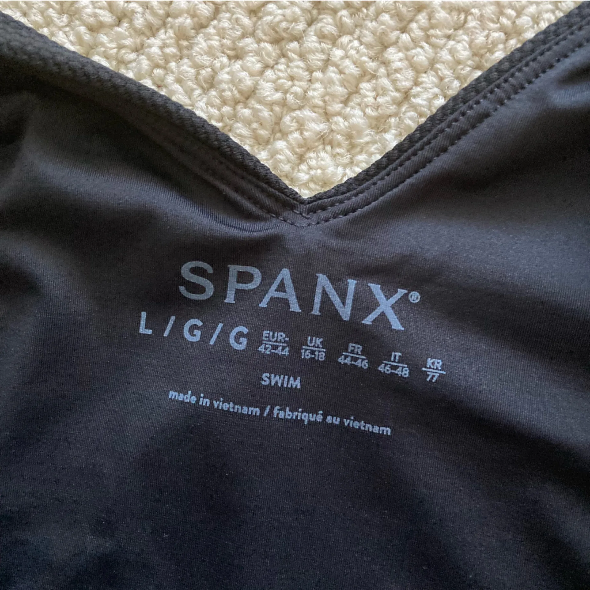 Spanx One Piece Ribbed Swimsuit Black Size Large Full Coverage Like NEW - Image 5