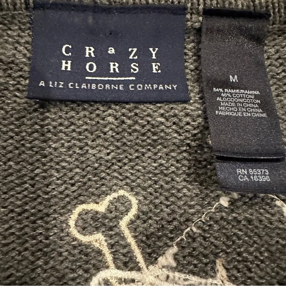 Crazy horse Liz Claiborne M gray zip up Christmas puppies cardigan sweater - Image 6