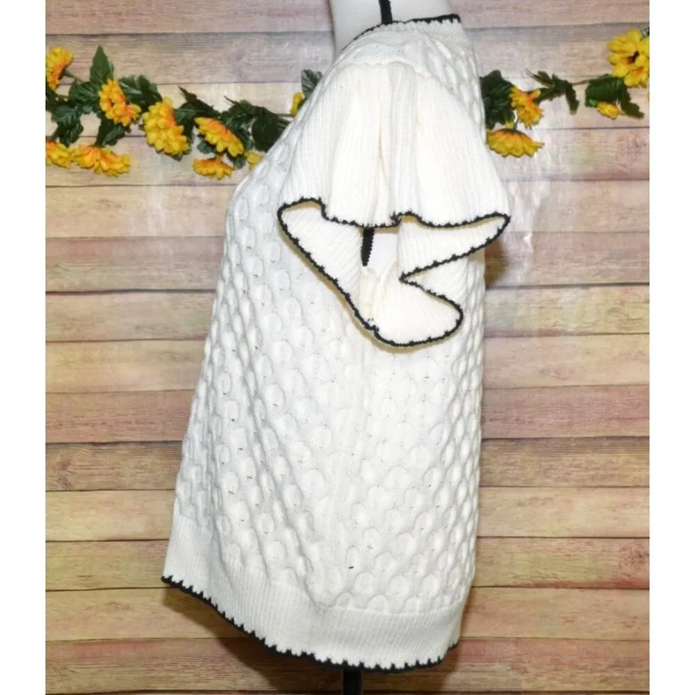 NWOT Oddy Ladies L Cream Textured Knit Sweater Short Flutter Sleeves Popover White Size L - Image 7