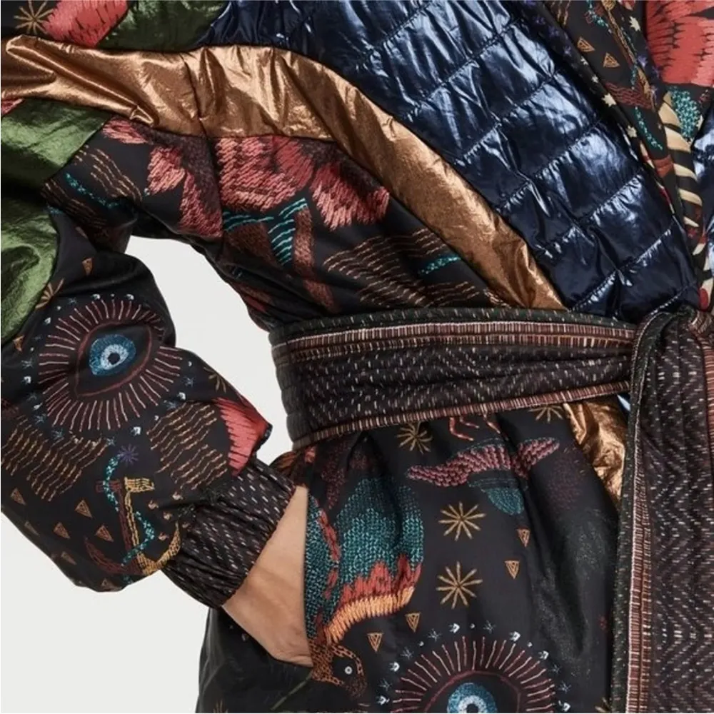 Farm Rio Metallic Wild Bananas Reversible Puffer Coat Size S NWOT - Image 7