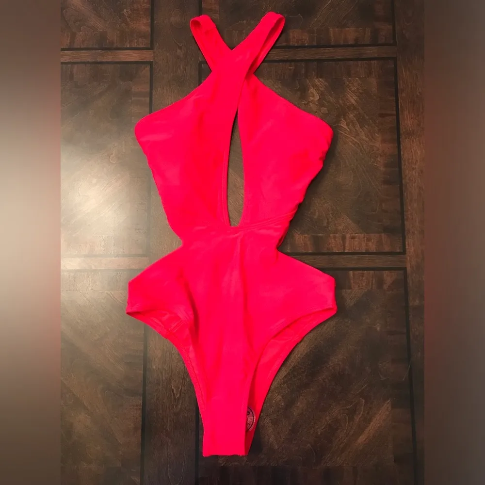 NWT Red One Piece Monokini Swimsuit Bathing Suit Sz M Size M - Image 3