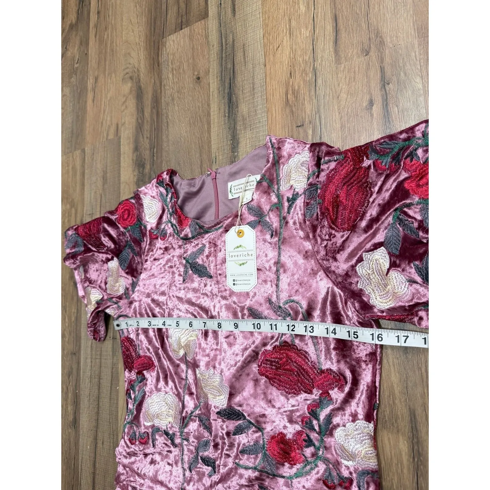 NWT‎ Loveriche Velvet Embroidered Floral Dress Pink Short Sleeve Women's S - Image 7