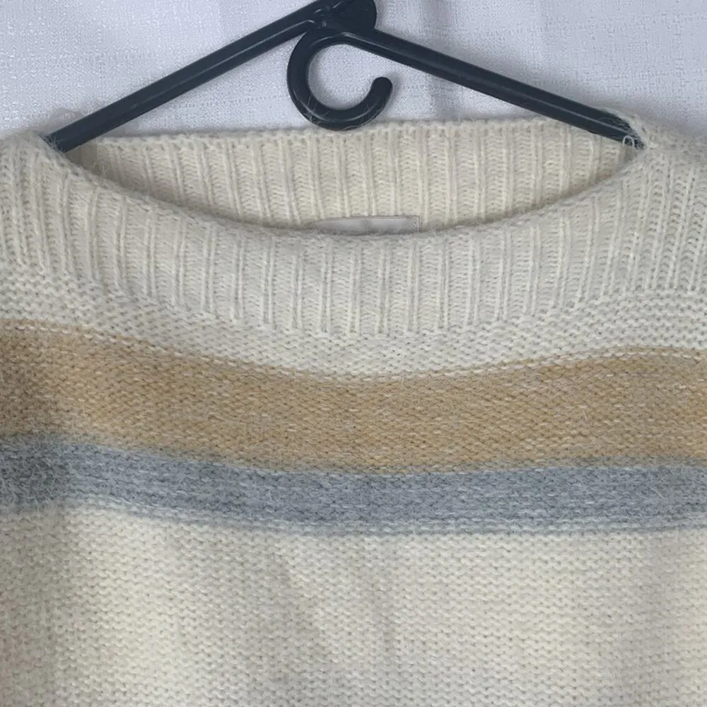 Be cool  women's small medium sweater pullover fuzzy stripe new cream neutral - Image 4