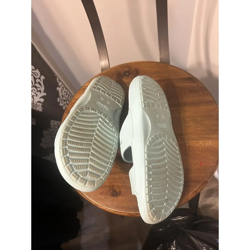 Crocs Slide Sandals Women’s size 7 Mint Rubber Classic Flip Flop Slip On Shoe - Image 3