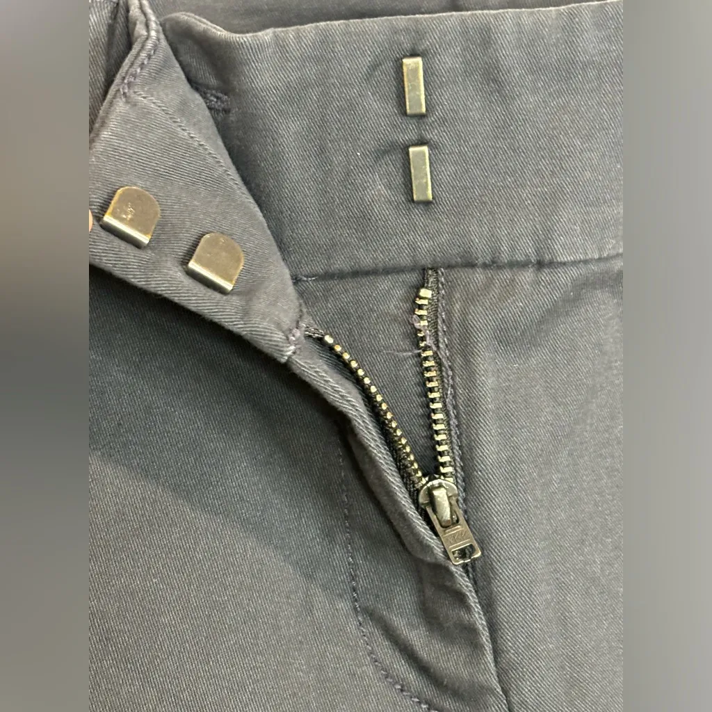 NWT Loft Outlet Classic Black Bermuda Roll Shorts Size 2 - Image 5