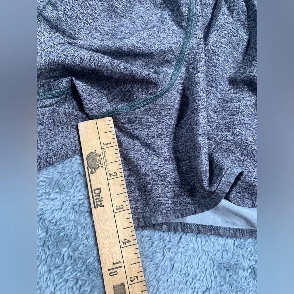 Lululemon athletica Hotty hot short long Heather Gray Athletic Shorts 4” size 6 - Image 4