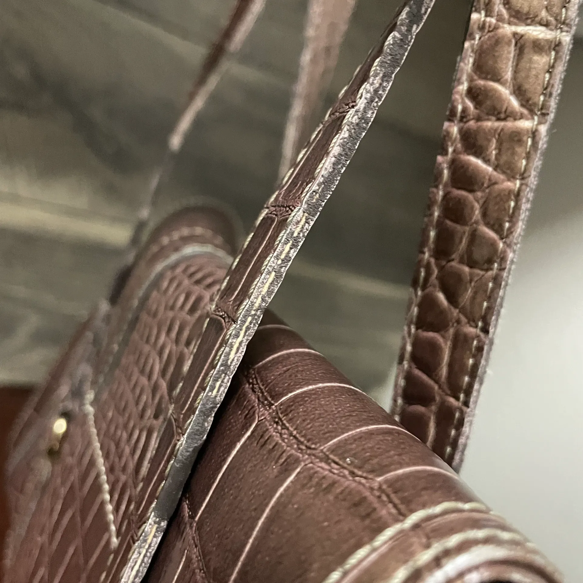 Bronze Alligator Design Handbag - Image 7