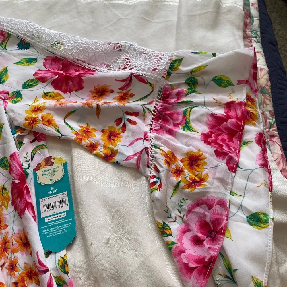 Pioneer Woman Square Neck Raglan Sleeve Floral Top M Size M - Image 12