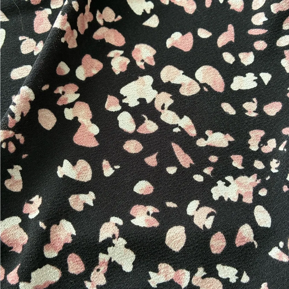 Como Black Women Crew-Neck Front Twist Black Top 3X - Image 9