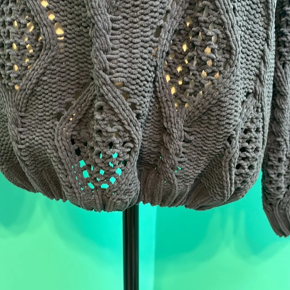 Paper Crane  cold shoulder crochet style sweater - Image 5