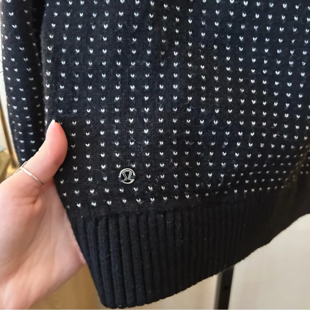 Lululemon Merino Wool Yogi Crew Sweater Zip Sides Knit Black White $118 Size 6/8 - Image 10