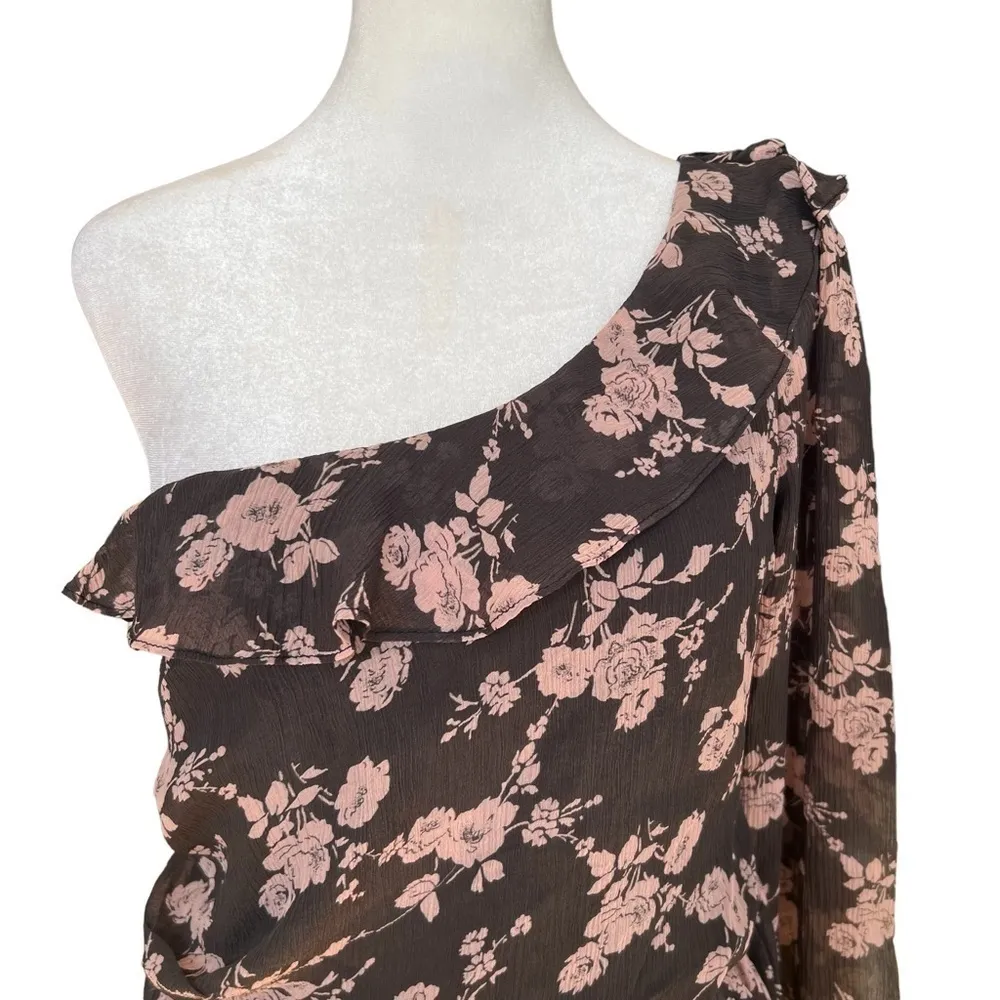 FOR LOVE & LEMONS Theo One Shoulder Blouse - Image 4