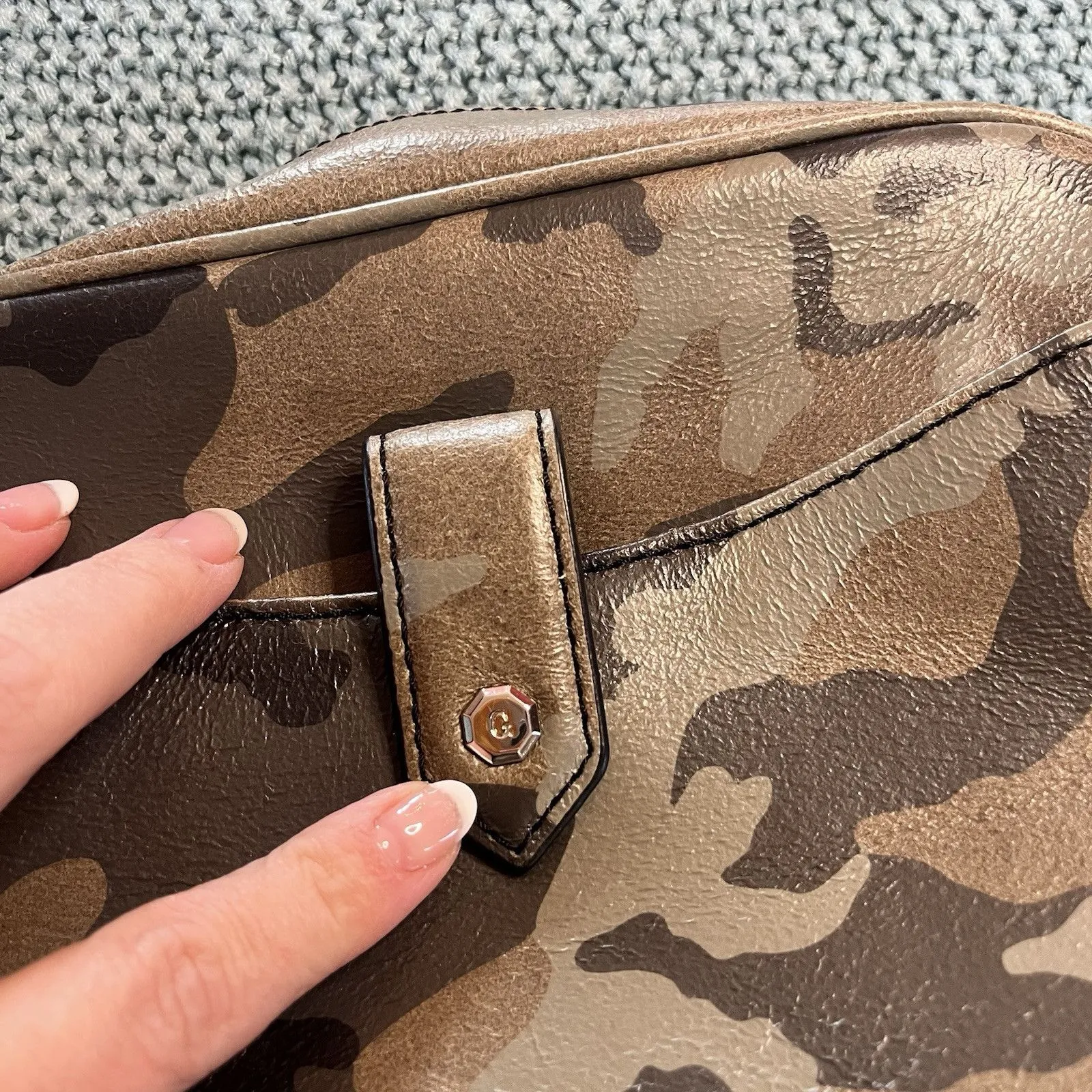 G.I.L.I Camo Print Leather Purse With Wallet Insert EUC - Image 5