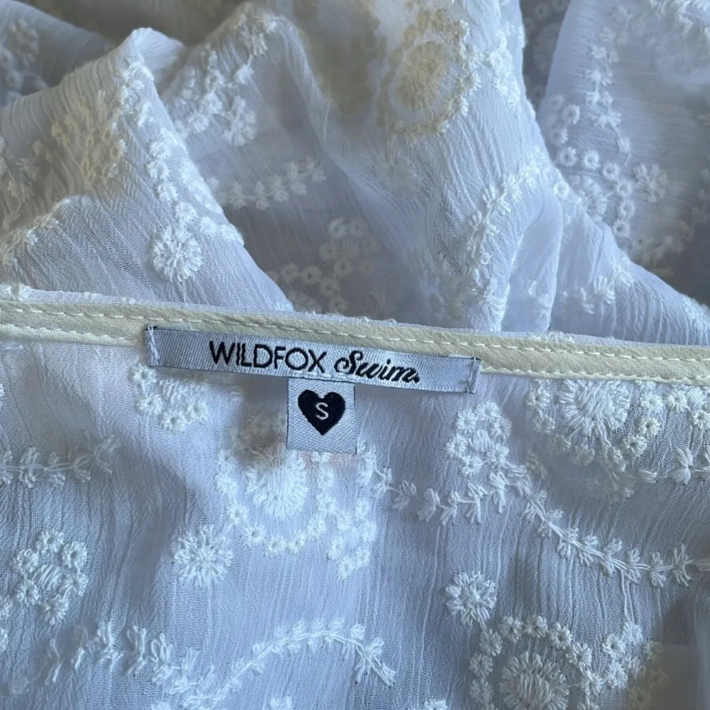 Pretty White Wildfox Swim Beach Cover Up - Image 8