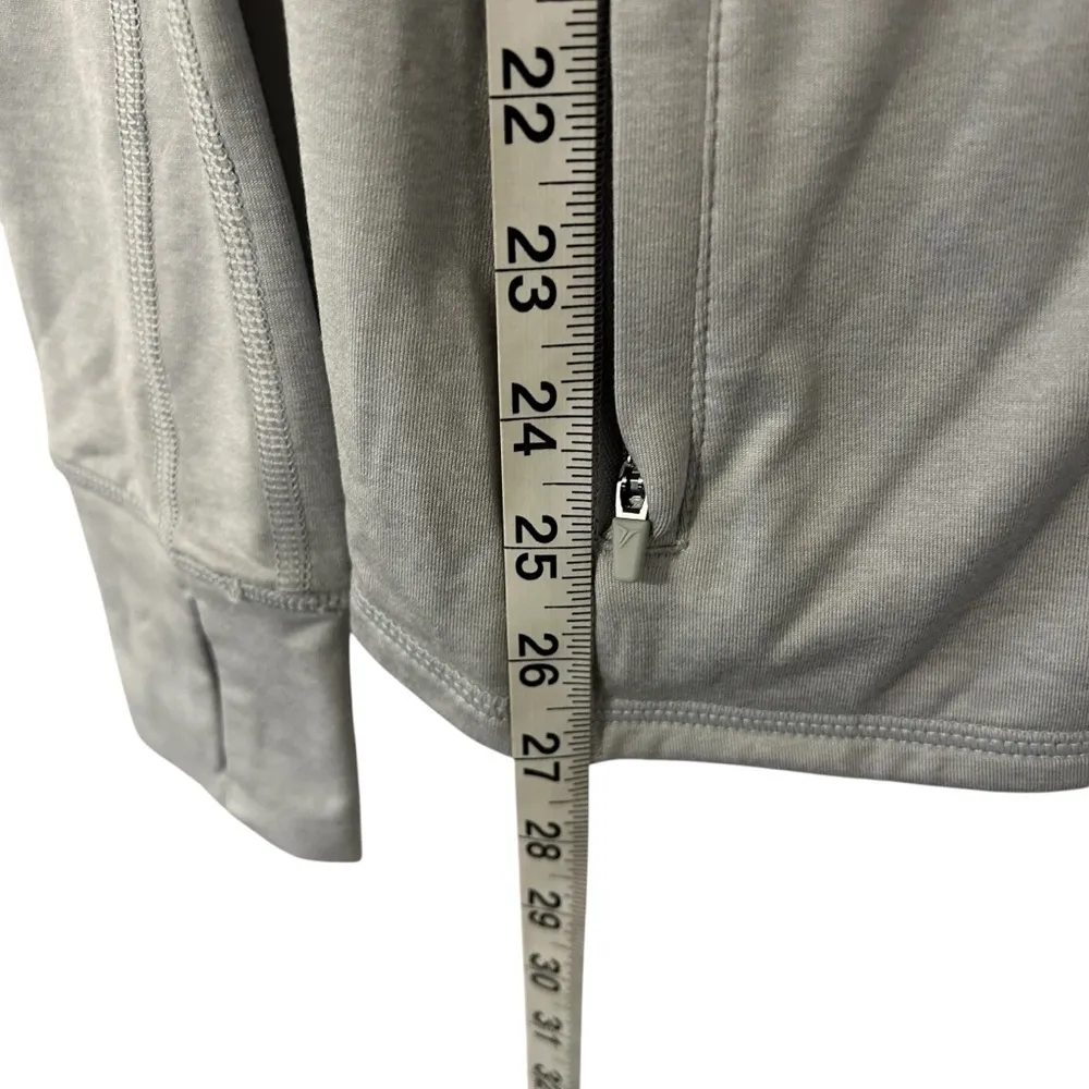 Gray Long Sleeve Athletic Jacket ZipUp Fitness Top Old Navy Women’s Size Medium! - Image 3