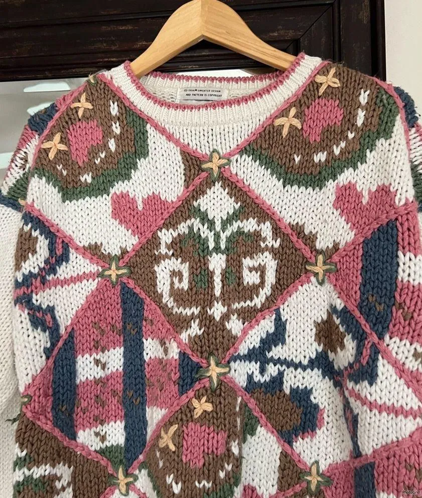 Carolina Colours Knit Vintage Sweater - Image 2