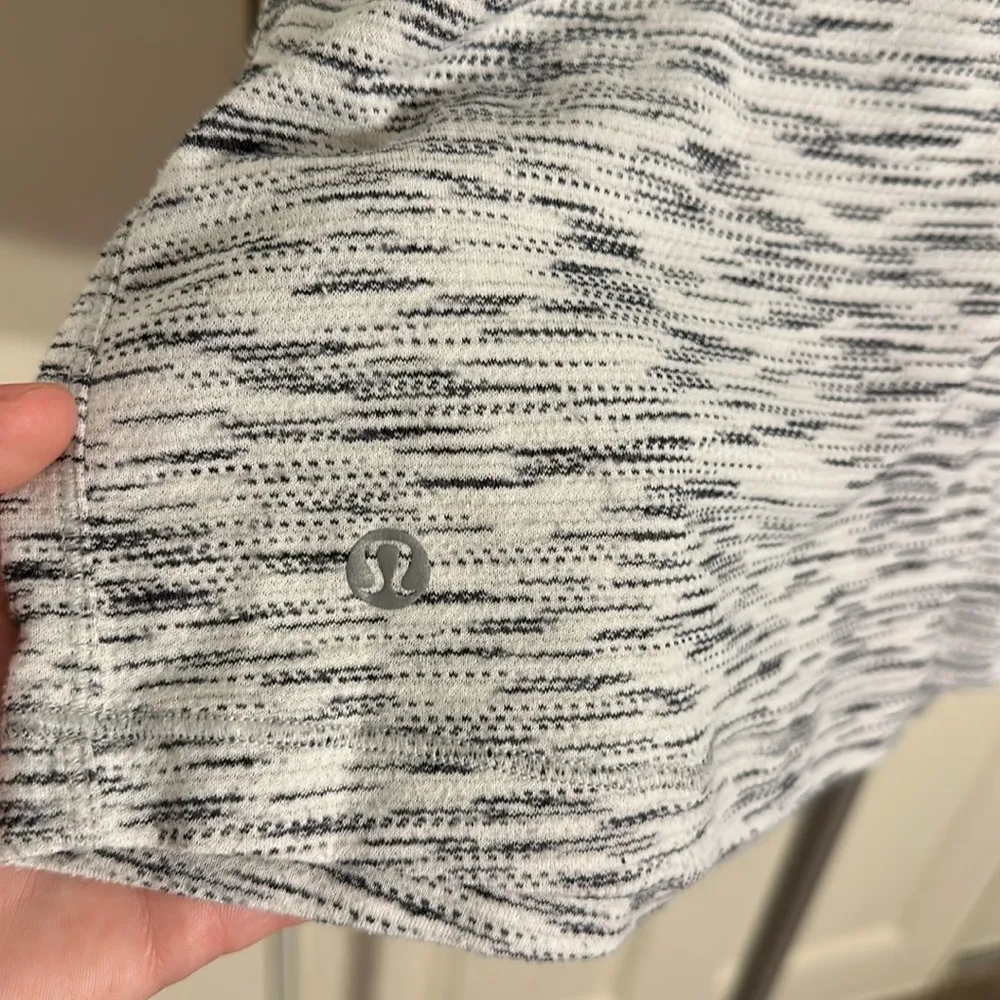 🔥 lululemon cardio squad muscle tank - Image 3