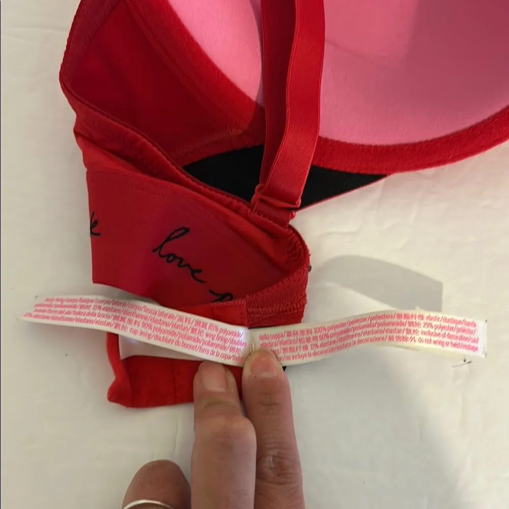 VS PINK everywhere wear T-shirt bra in red and black size 36D - Image 14