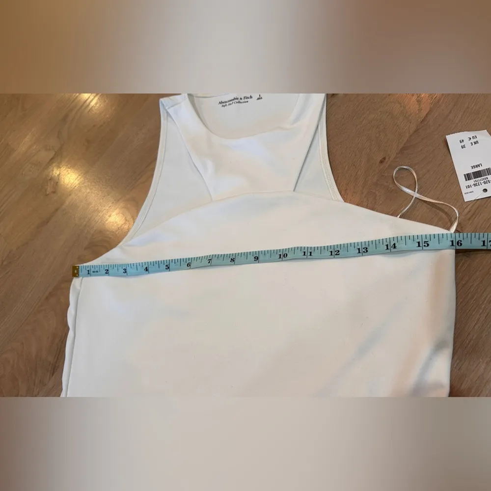 Abercrombie & Fitch Seamless Fabric High-Neck Bodysuit white size large - Image 5