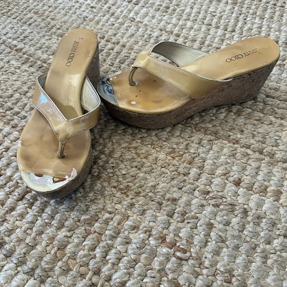 JIMMY CHOO PATHOS PATENT LEATHER CORK SANDAL SIZE 9 - Image 2