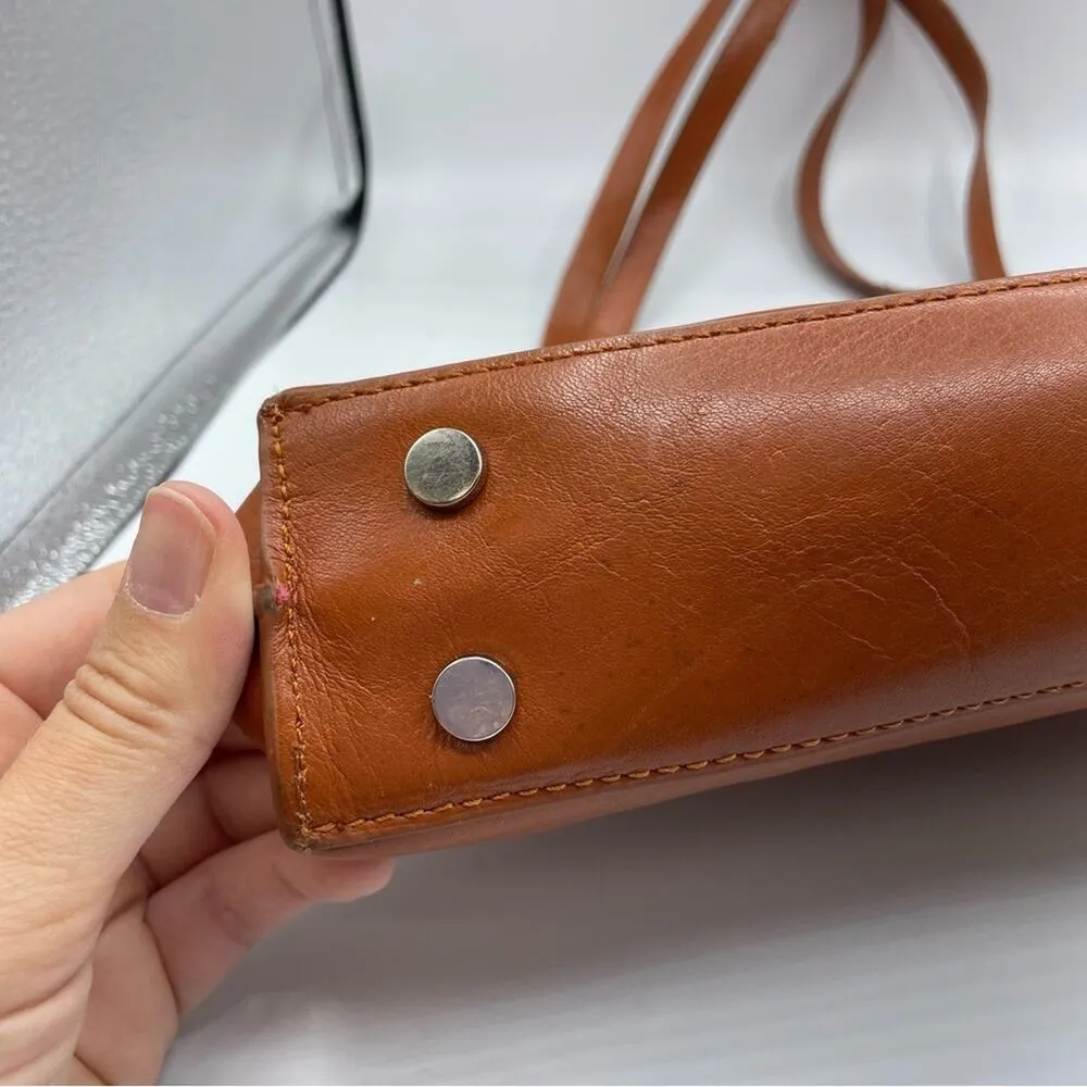 Hobo Vintage Cognac Leather Shoulder Handbag Angelica Purse Bag Tan - Image 4