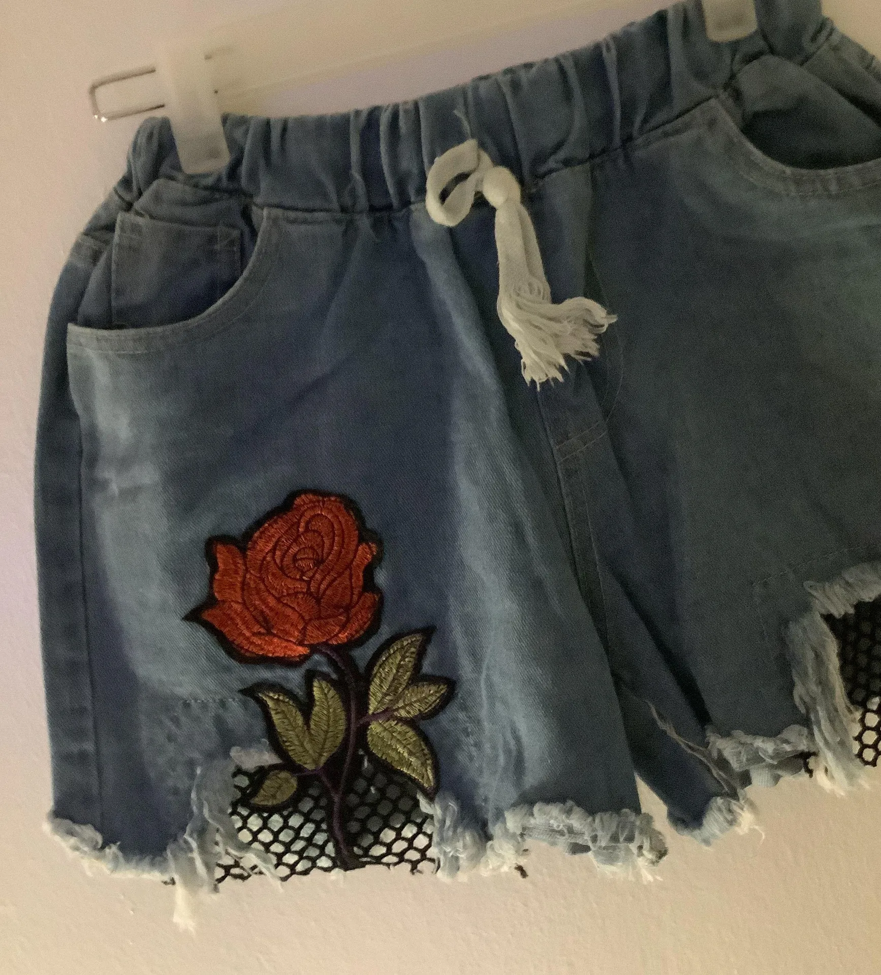 Cute Shorts Blue Size 24 - Image 3
