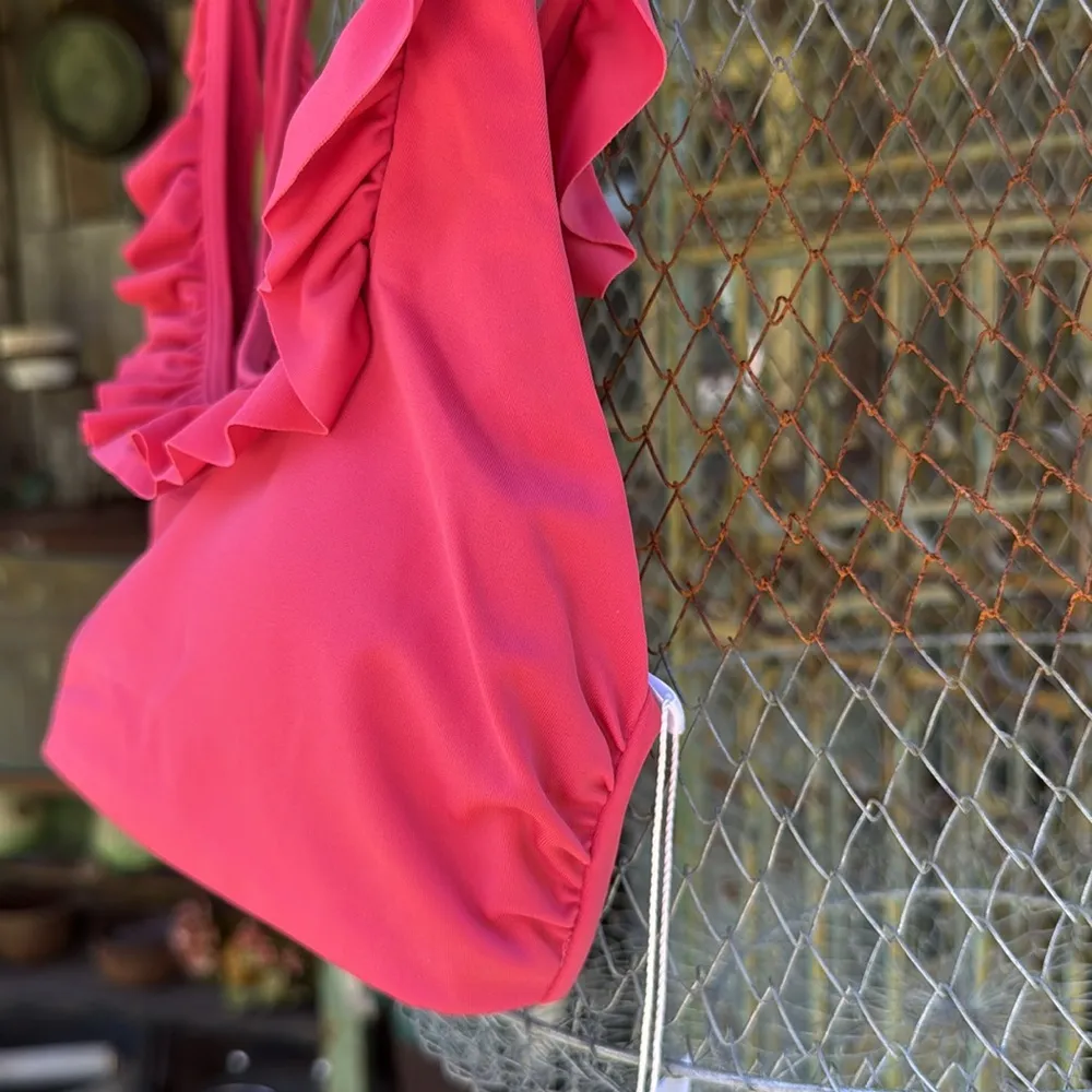 Andie The Hydra Top Pink Ruffled Bikini Top Small NWT - Image 3