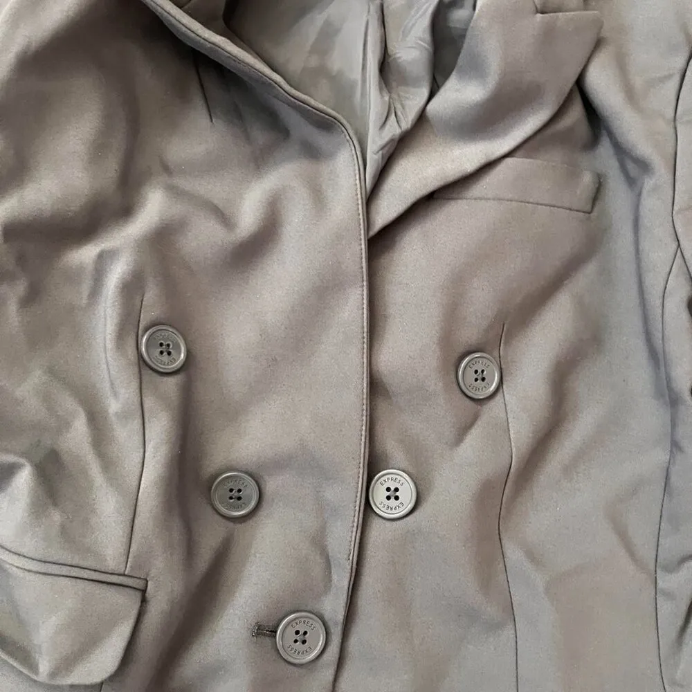 Express Women’s pant suit - Grey ( size 2R) - Image 2