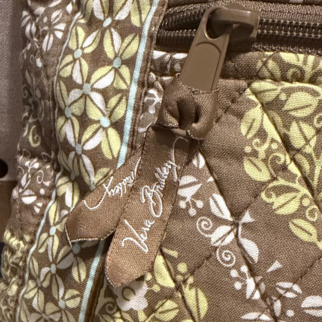 Vera Bradley Large Green and Brown Floral Cotton Crossbody Bag - Image 2