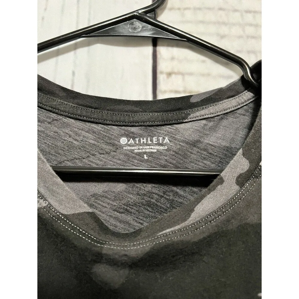 Athleta Womens Organic Daily Camo Short Sleeve Crew Tee - Black / Size Large - Image 2