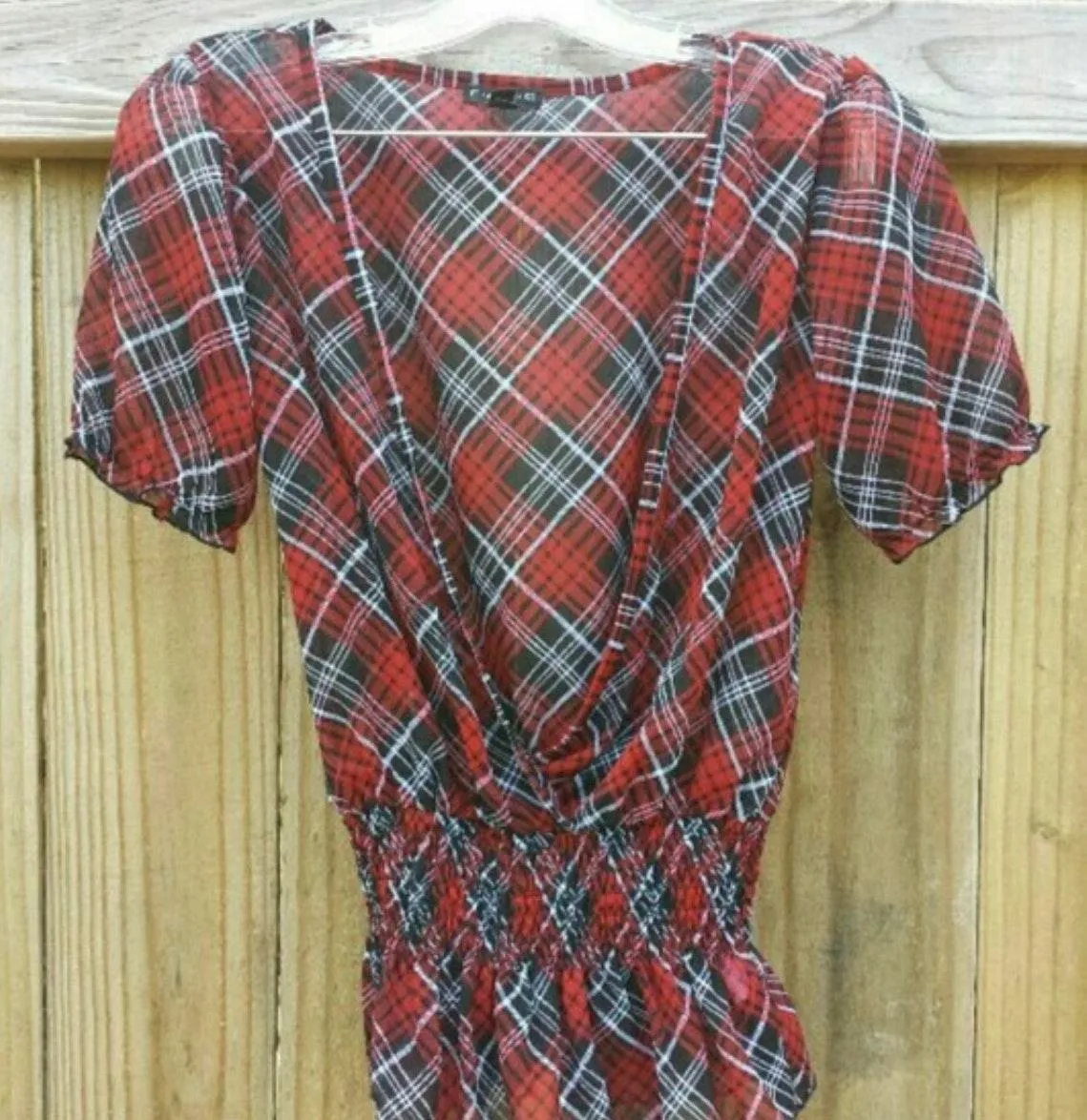 Fang red and black chiffon top - Image 3