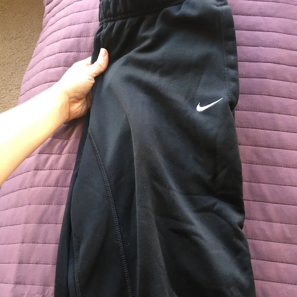 Nike therma fit sweat pants! - Image 3