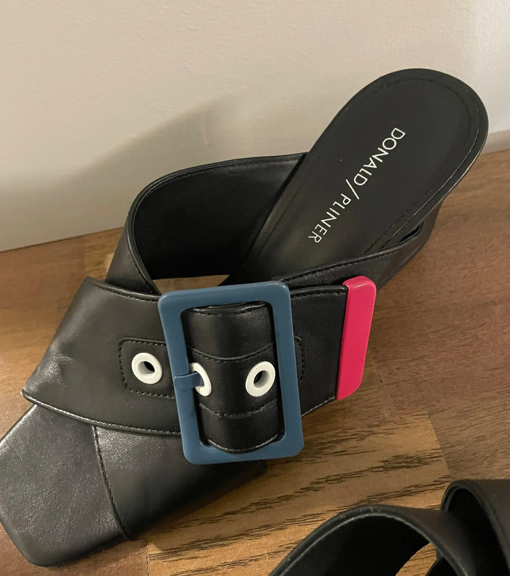 Donald Pliner Donald Pilner Black Cross Strap Shoes with Block Heel - Image 4